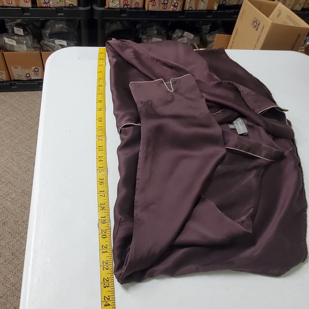 Julianna Rae Womens Top and Bottom Silk Pajama Set Size XXL Purple Quite Luxury - Picture 7 of 16
